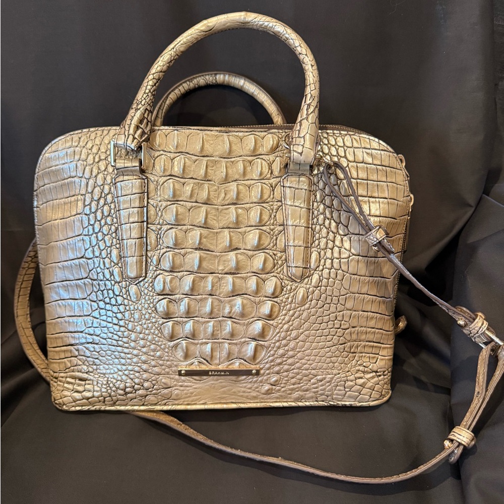 BRAHMIN HANDBAG - Melbourne Collection - Elegant Gold Crocodile-Embossed Handbag